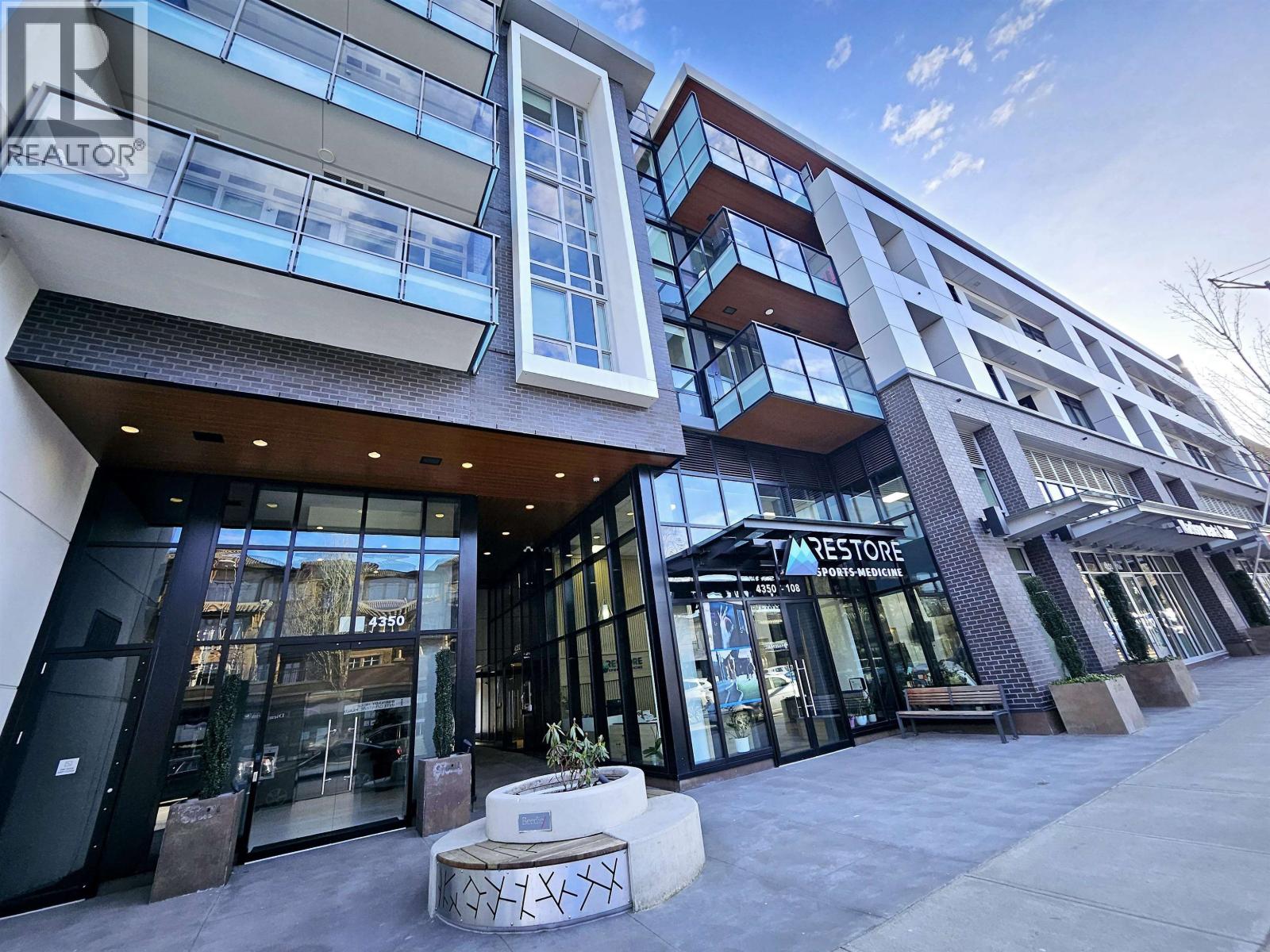 310 4352 HASTINGS STREET