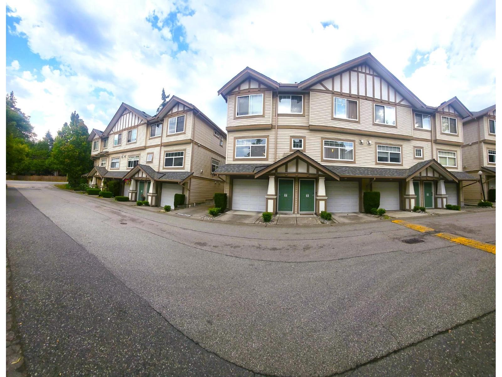 15 2678 King George Boulevard Property Photo 4