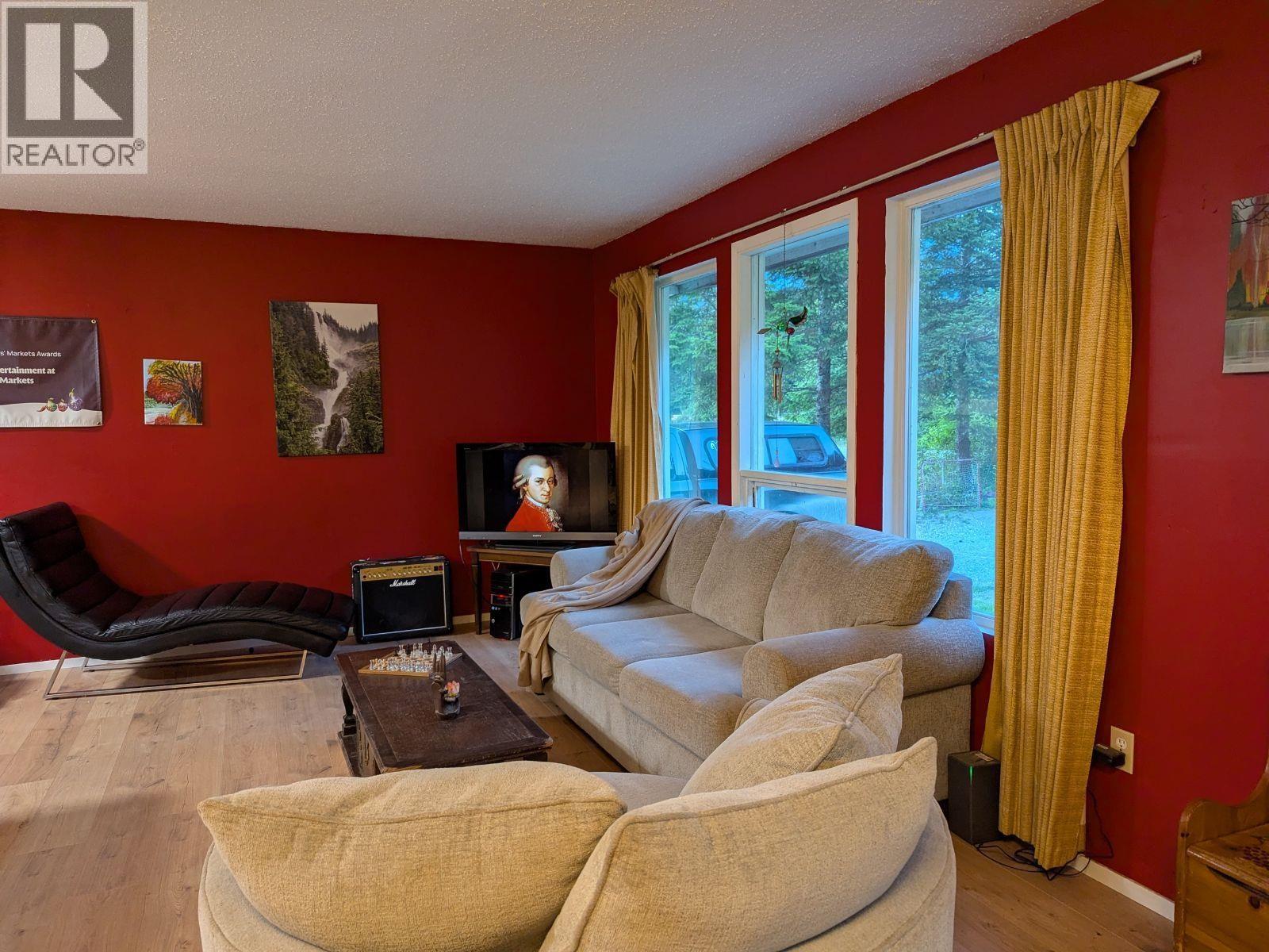 2996 Allison Road Property Photo 4