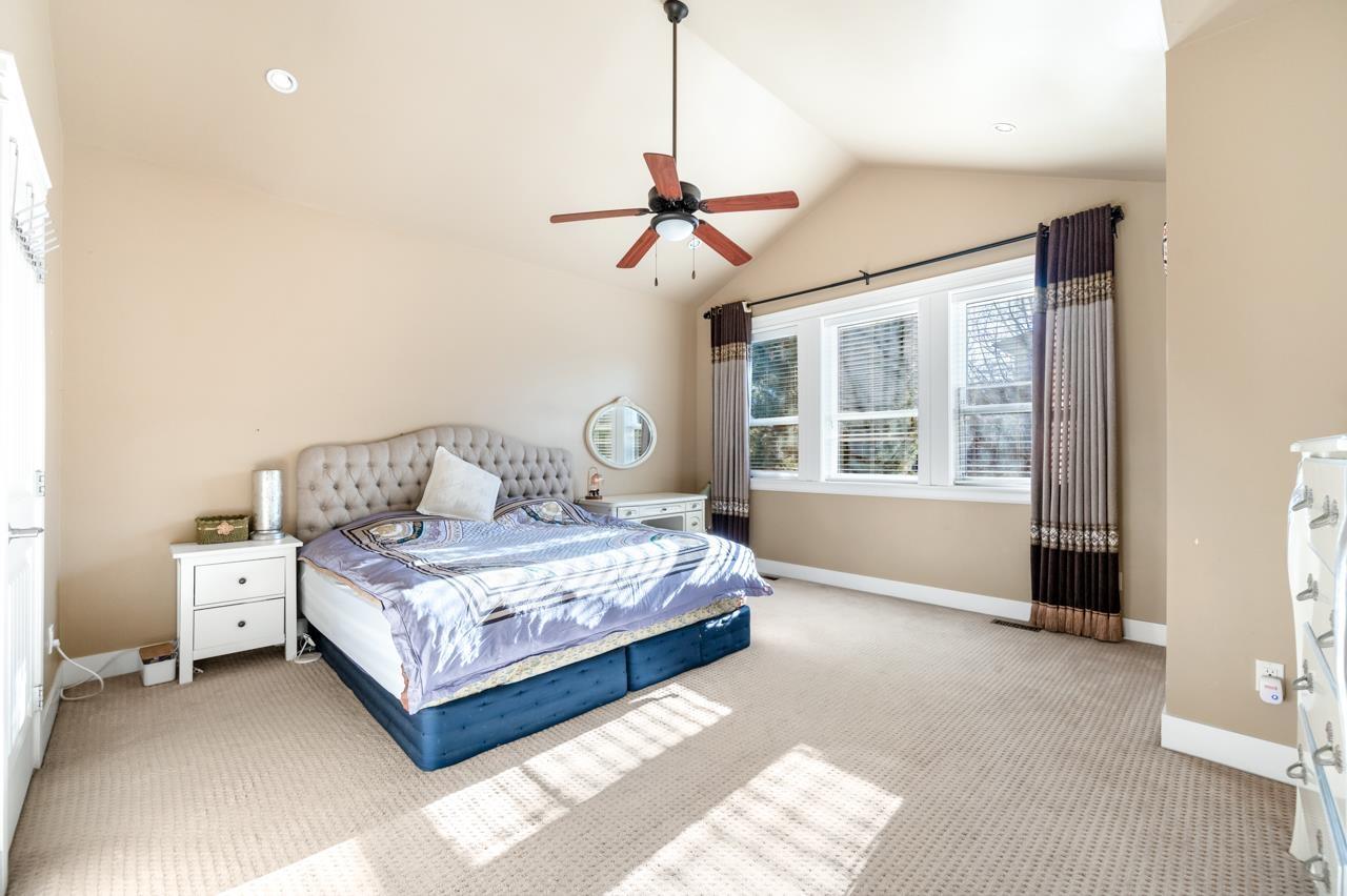 16334 25 Avenue Property Photo 13