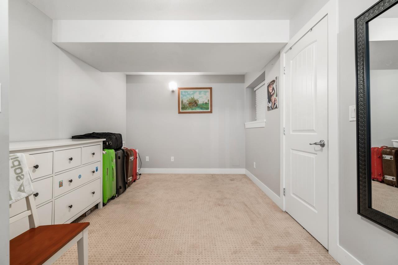 16334 25 Avenue Property Photo 27
