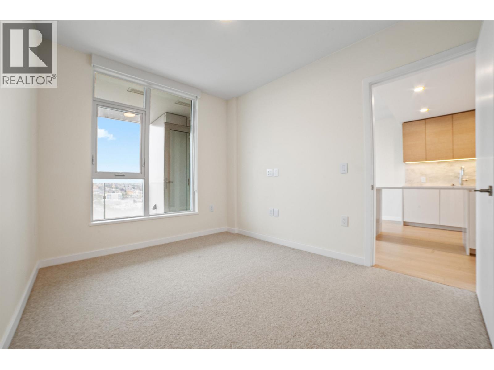 1804 2186 Gilmore Avenue Property Photo 5