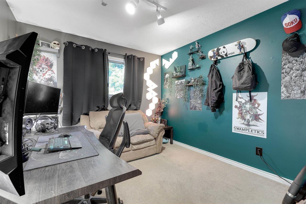 15662 91a Avenue Property Photo 10