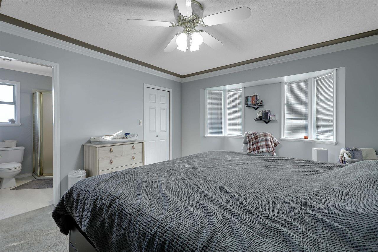 15662 91a Avenue Property Photo 15