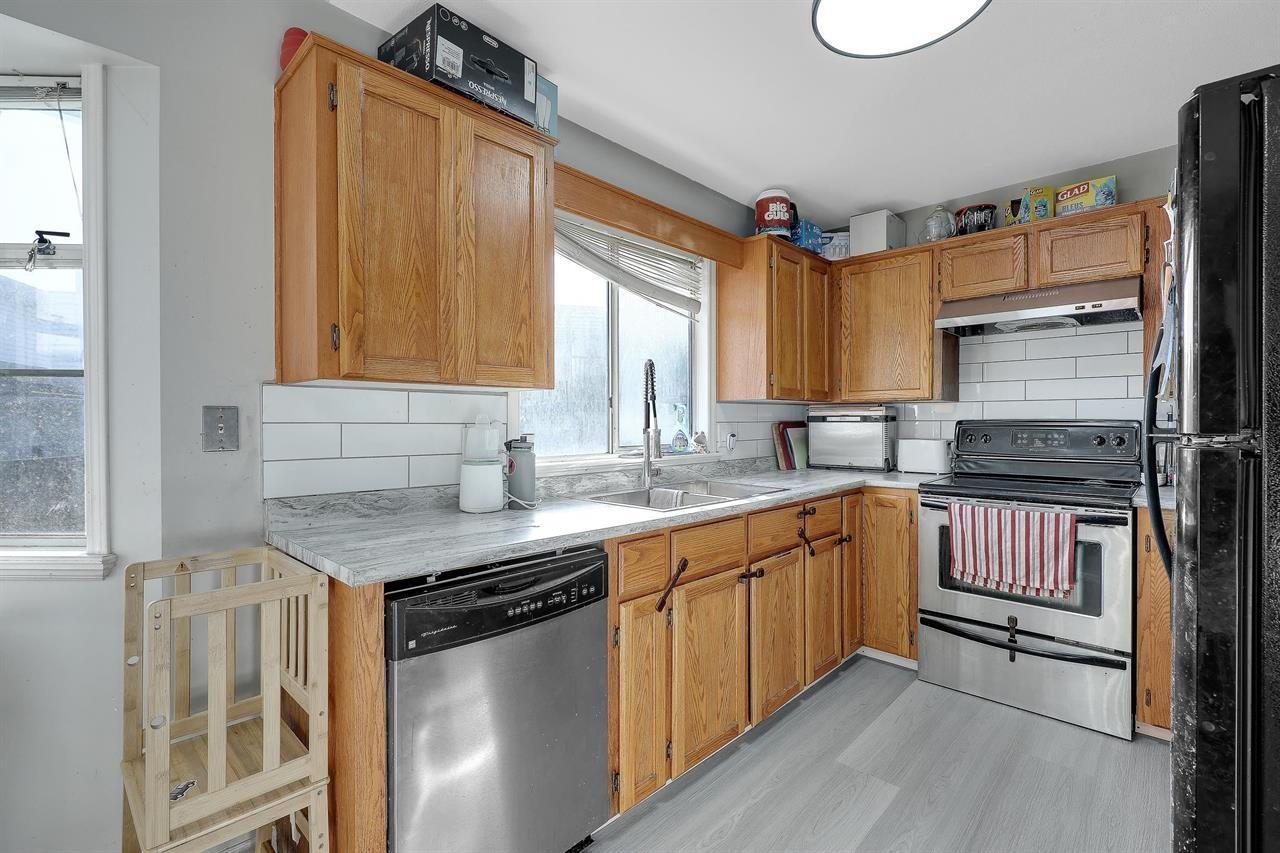 15662 91a Avenue Property Photo 23
