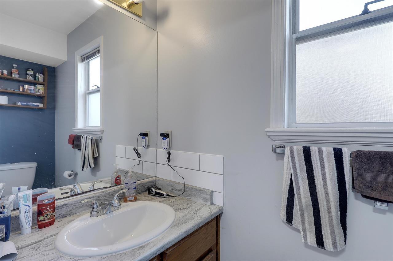 15662 91a Avenue Property Photo 31