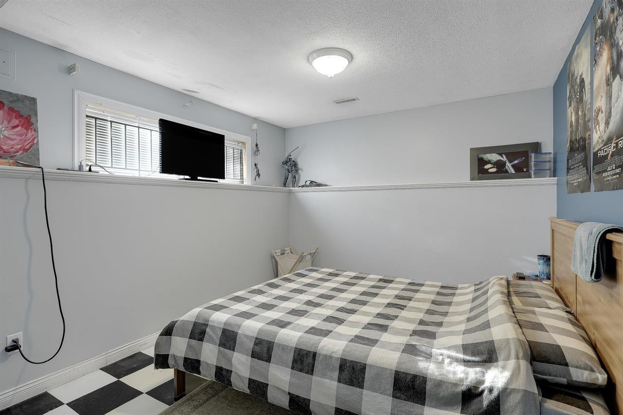 15662 91a Avenue Property Photo 34