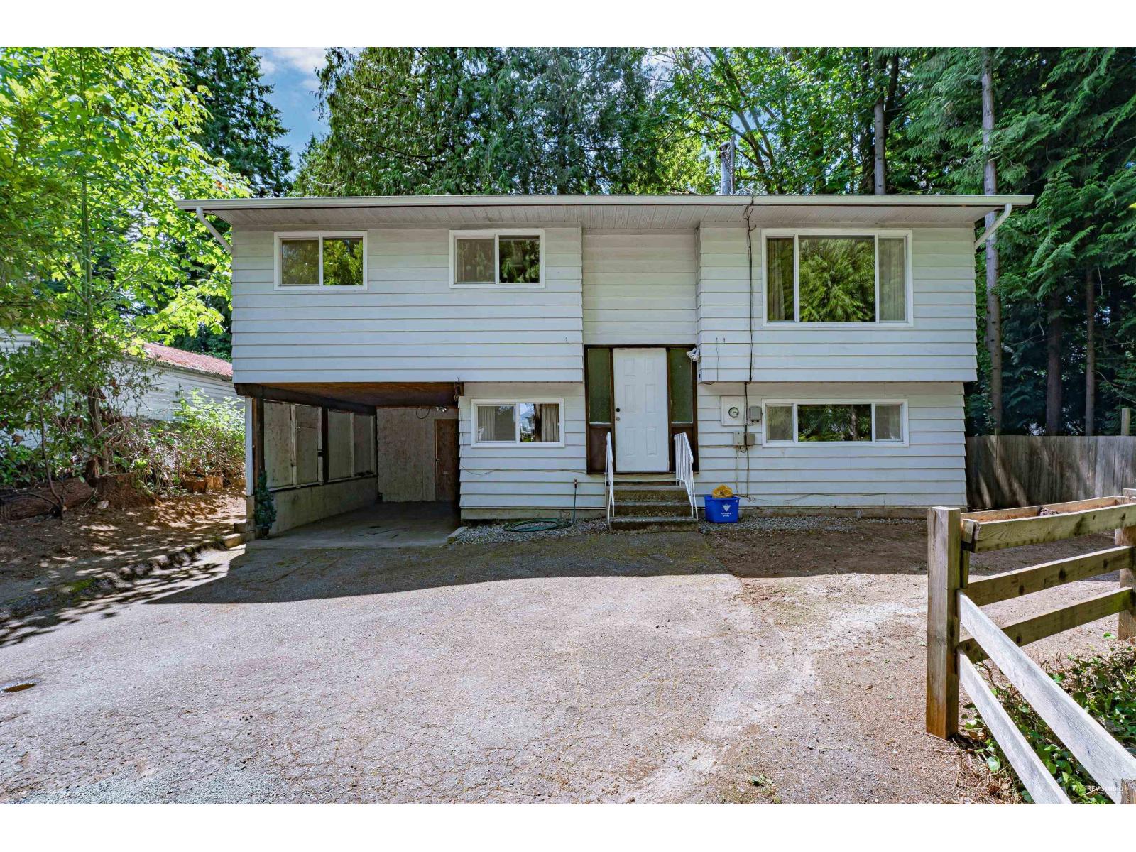 20022 GRADE CRESCENT Property Photo 1