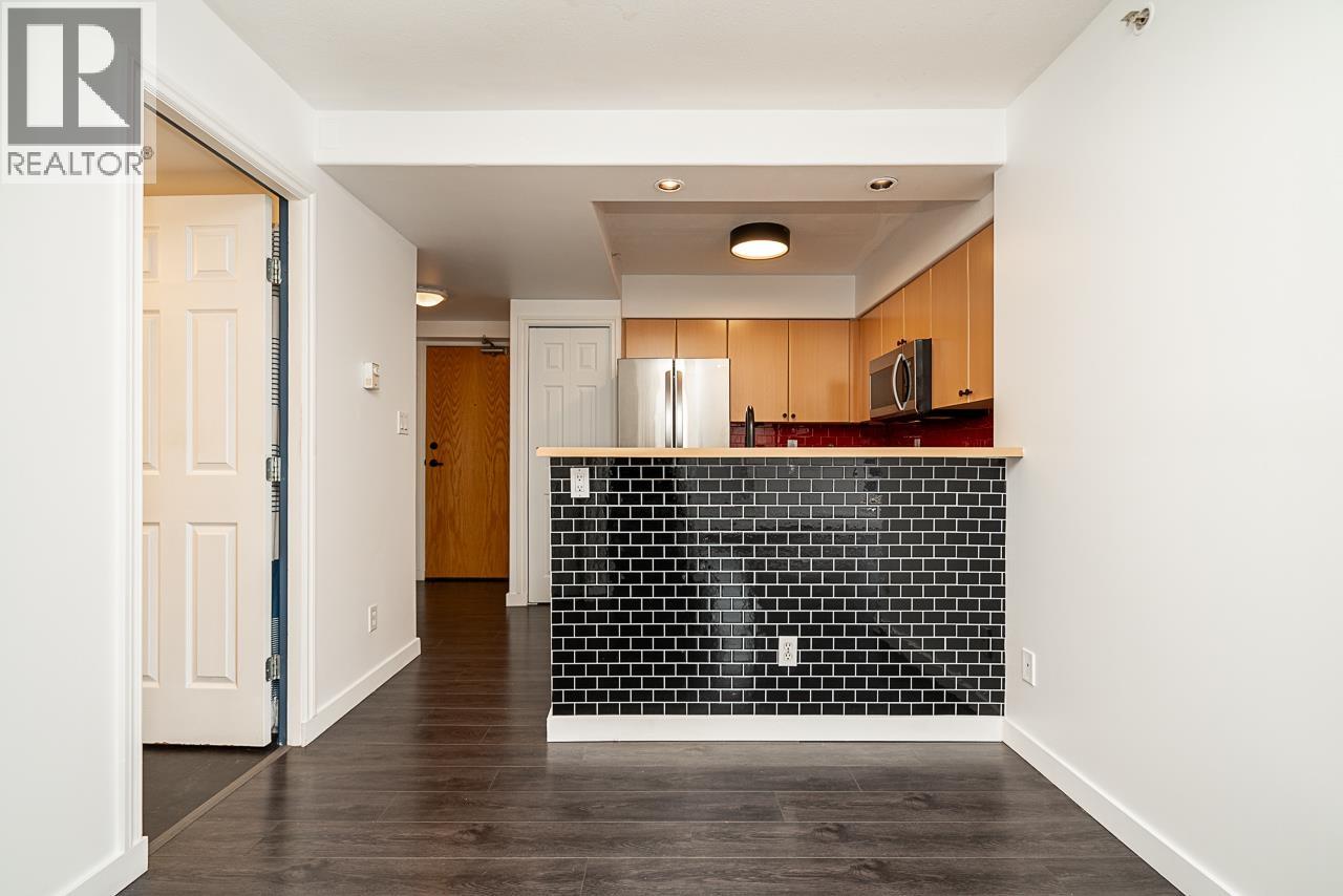 706 680 Clarkson Street Property Photo 18