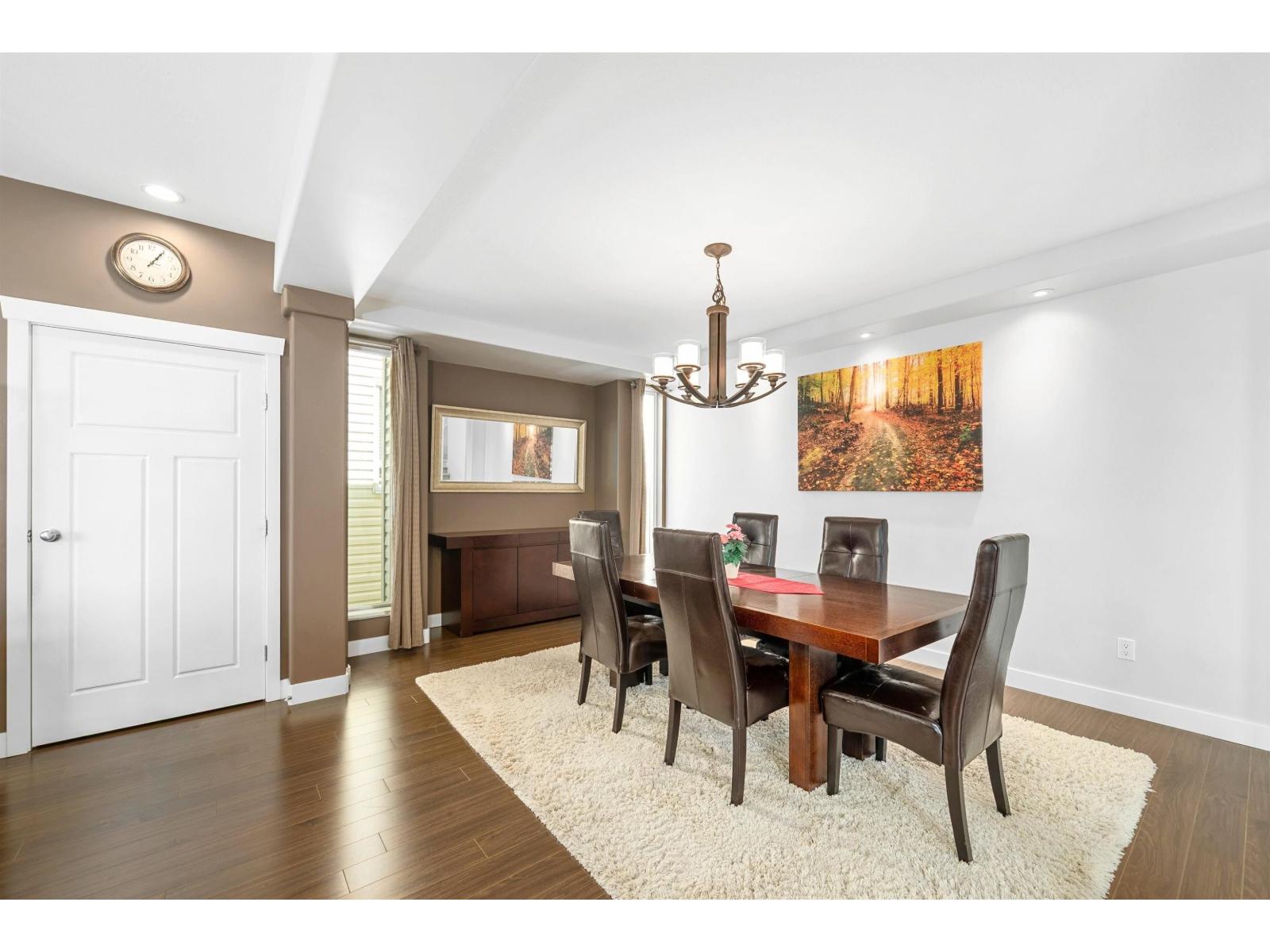 7037 178 Street Property Photo 9