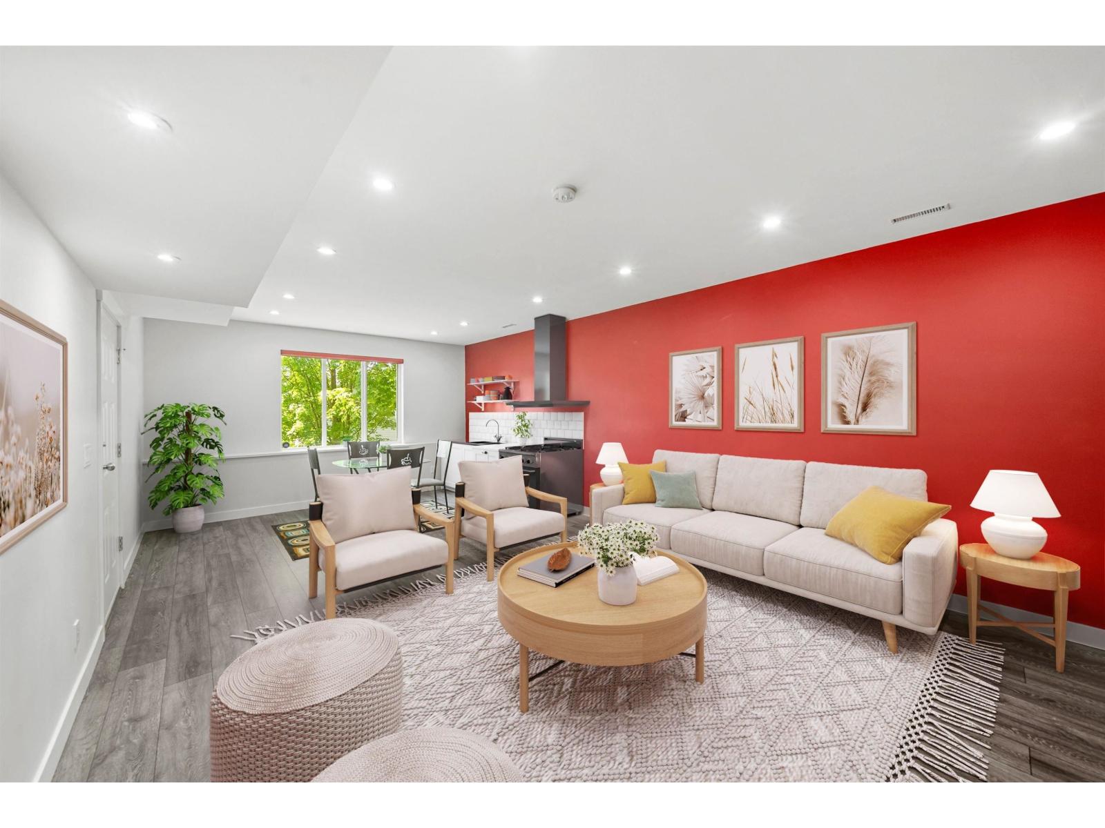 7037 178 Street Property Photo 30