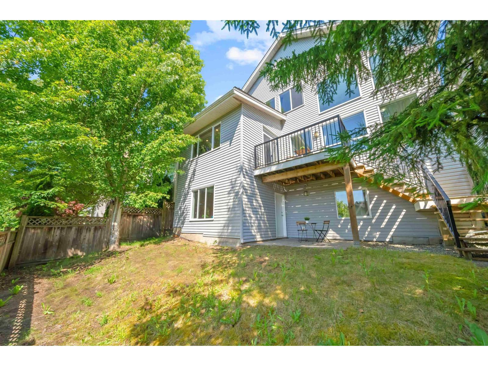 7037 178 Street Property Photo 35