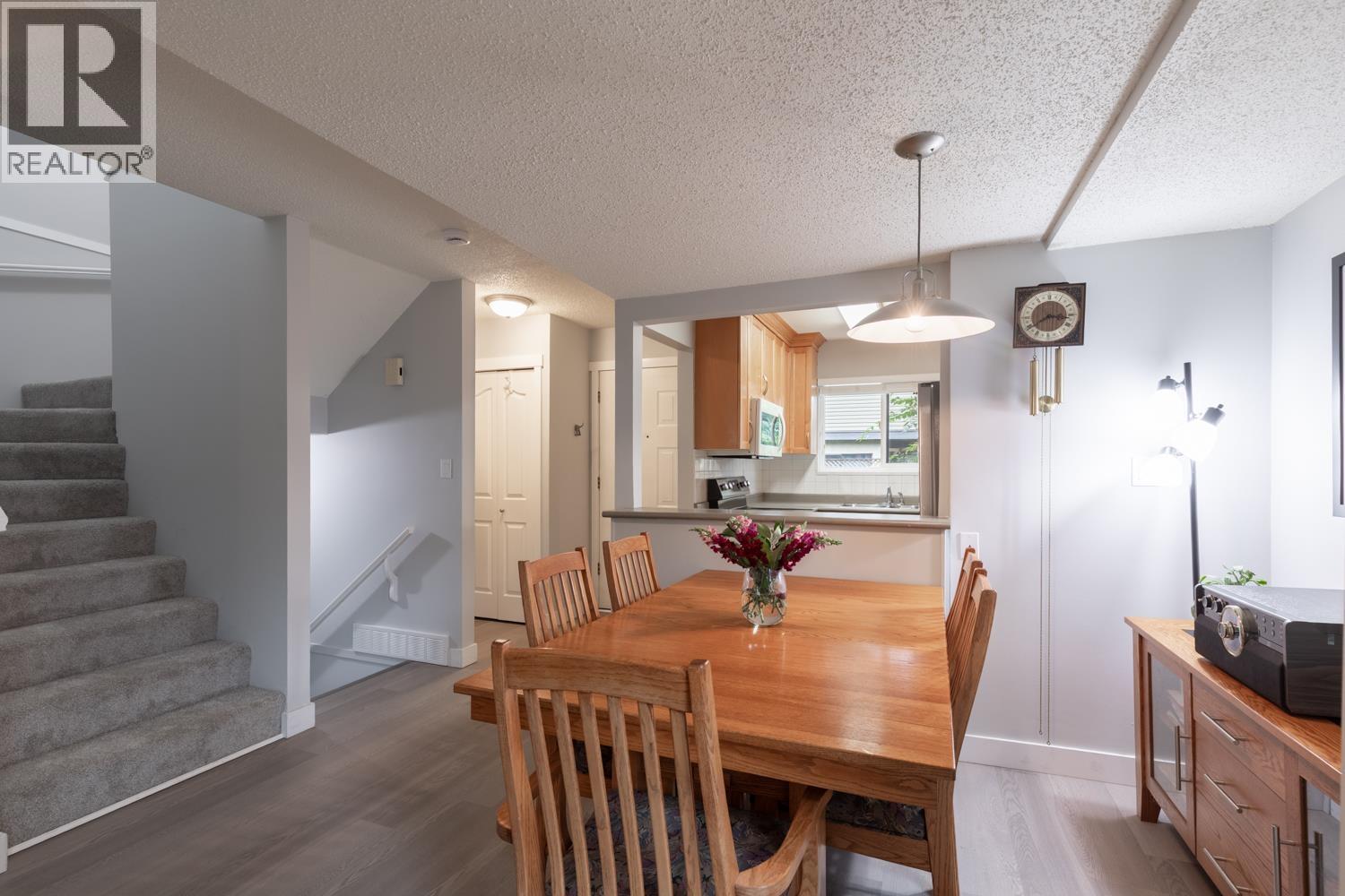 19 1174 Inlet Street Property Photo 5