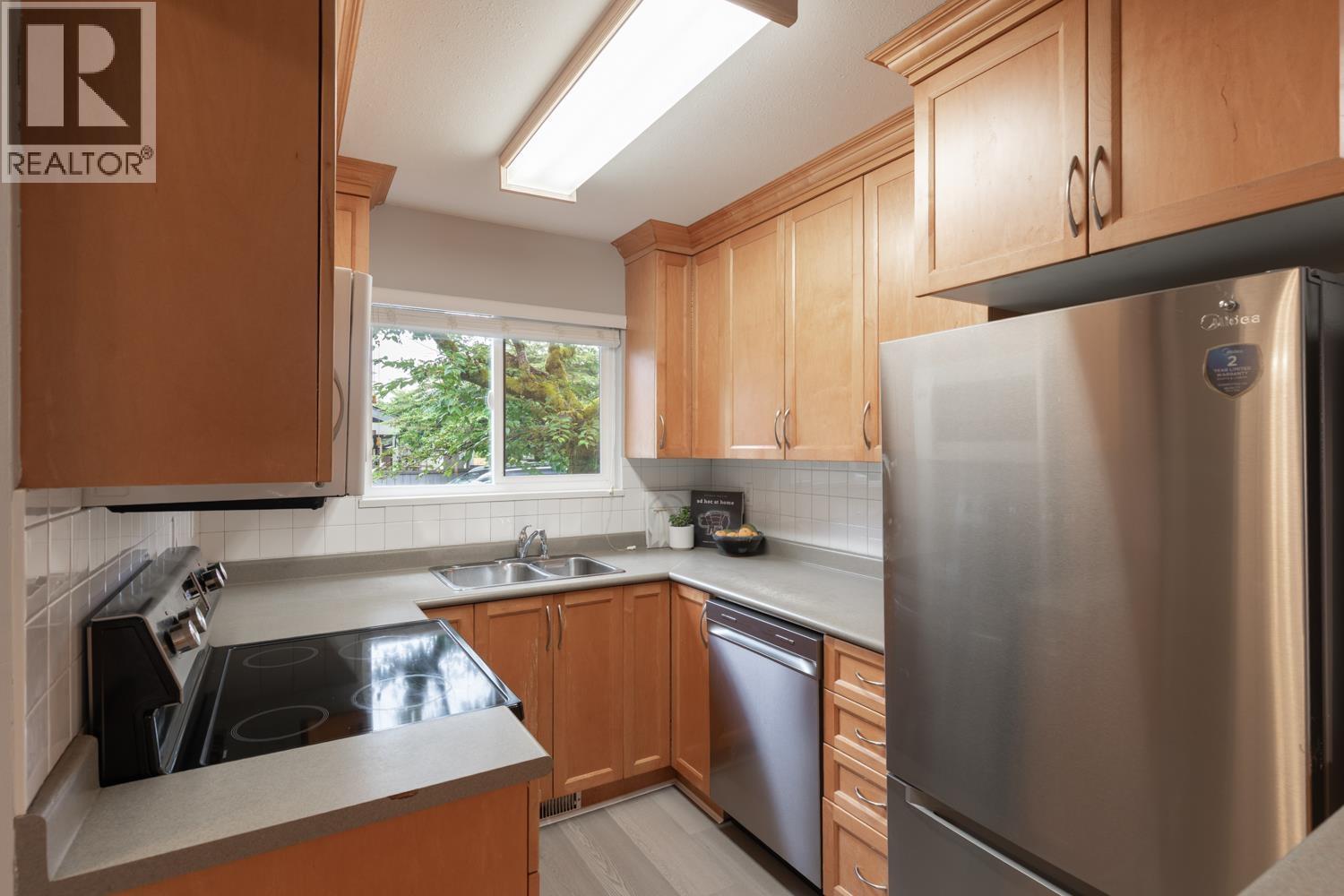 19 1174 Inlet Street Property Photo 8
