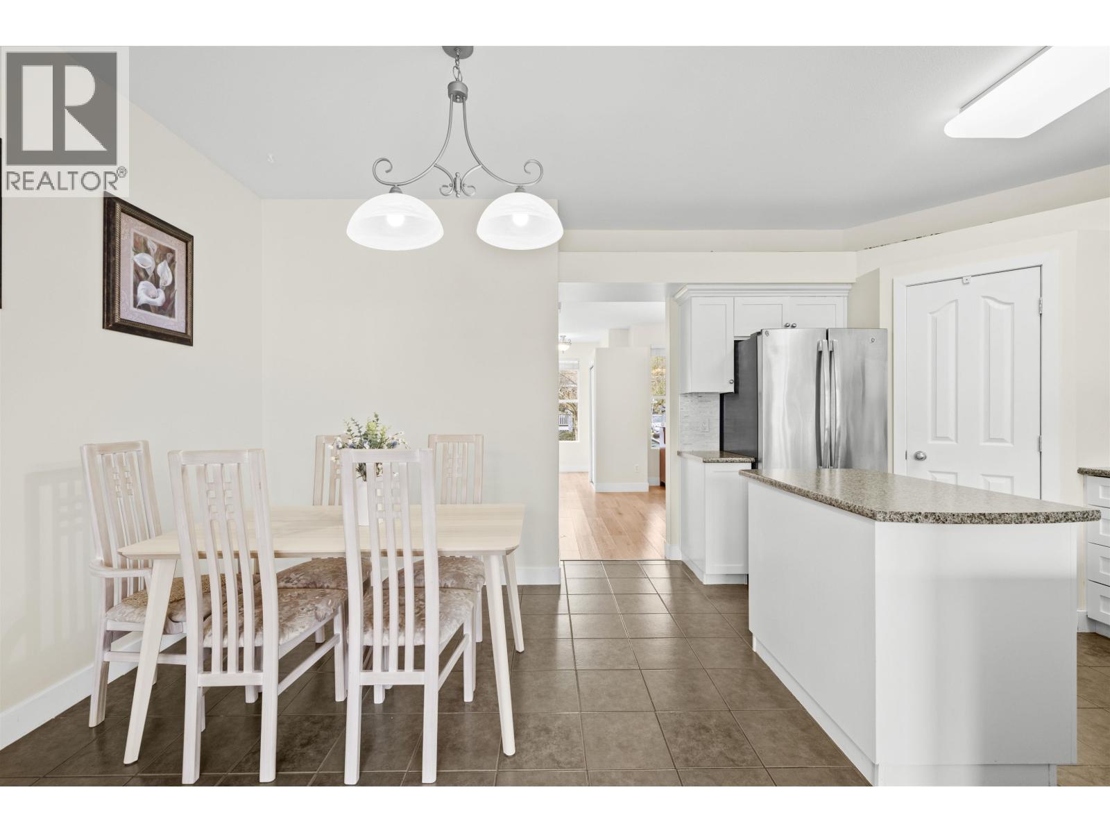 10292 242b Street Property Photo 8