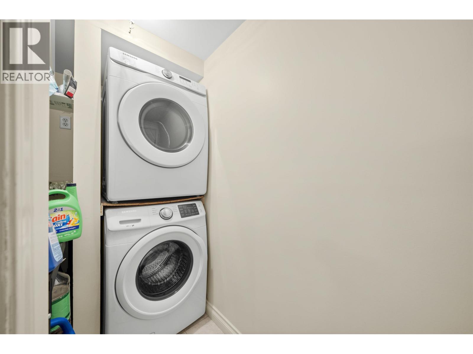10292 242b Street Property Photo 24