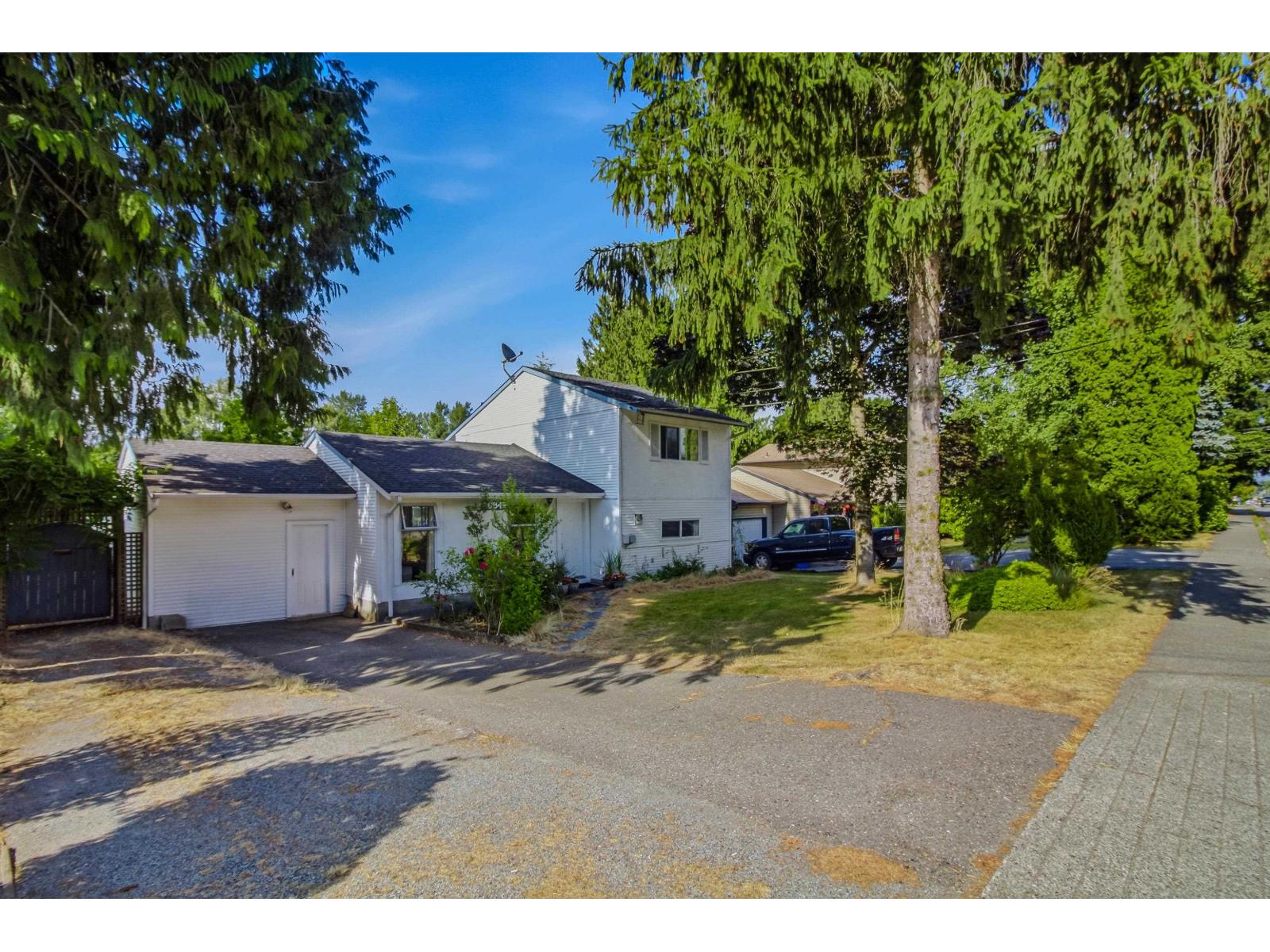 26549 32 AVENUE Property Photo 1