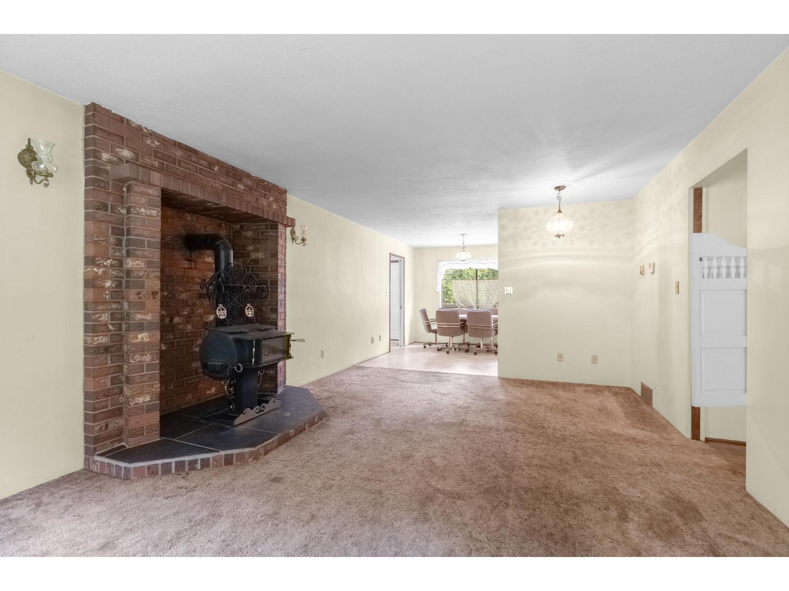 33746 Dlugosh Avenue Property Photo 15