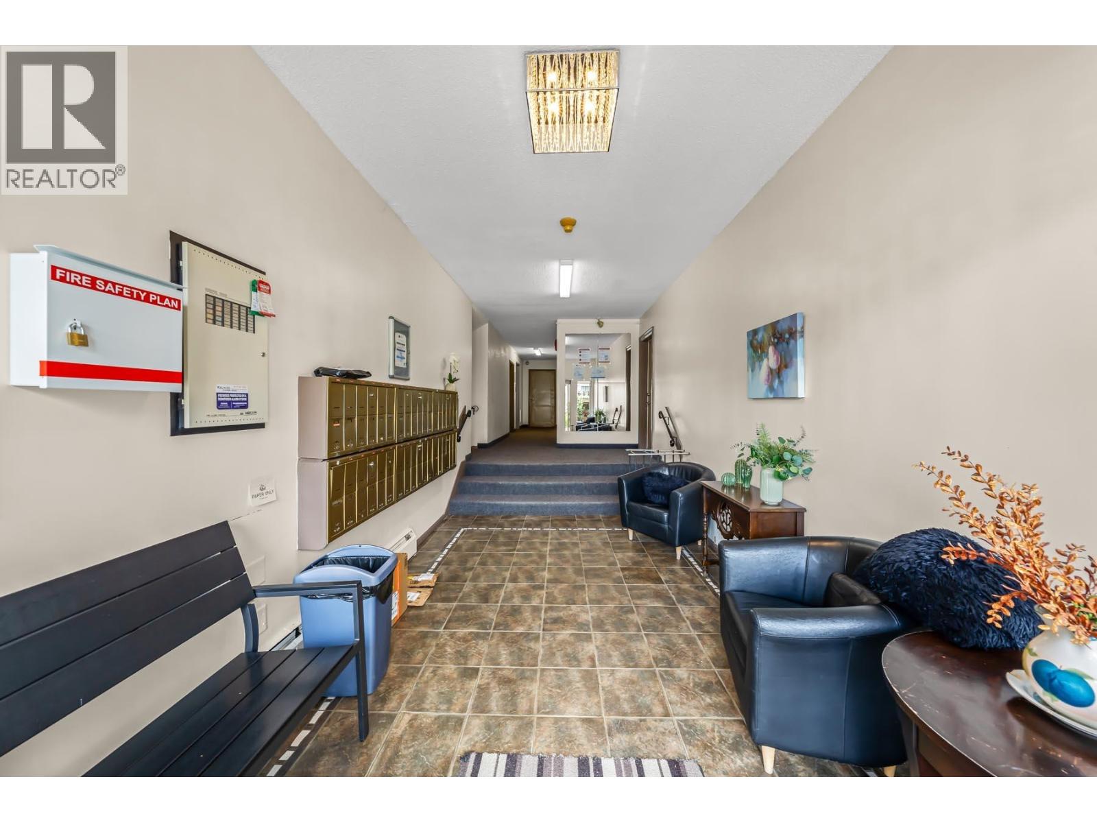 208 611 Blackford Street Property Photo 23