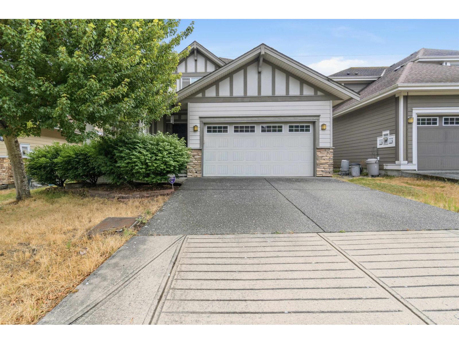 8256 Trondheim Drive Photo de la propriété 1