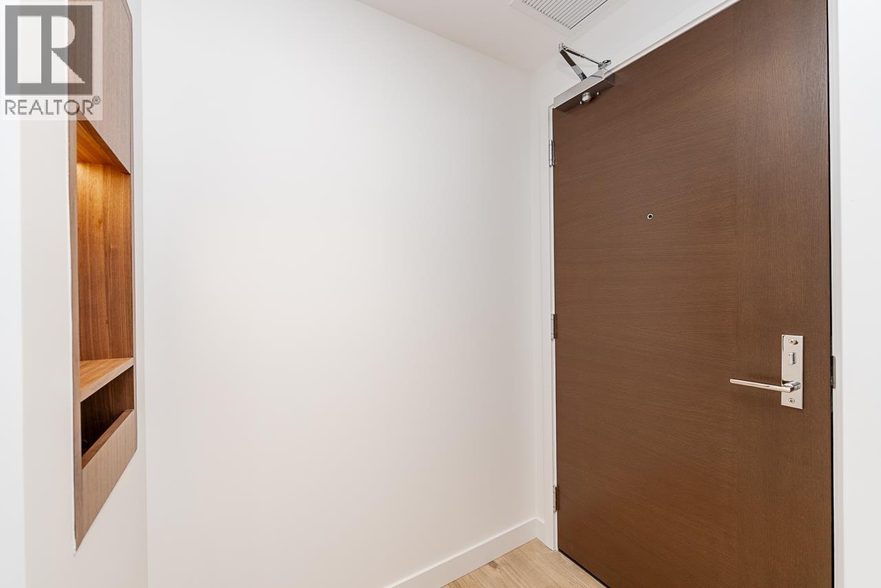 4302 720 Farrow Street Property Photo 5