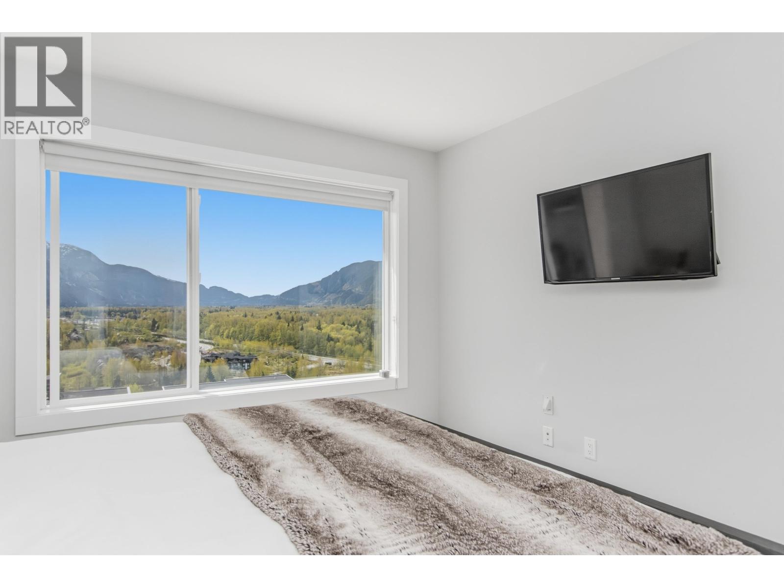 5 41365 Skyridge Place Property Photo 20
