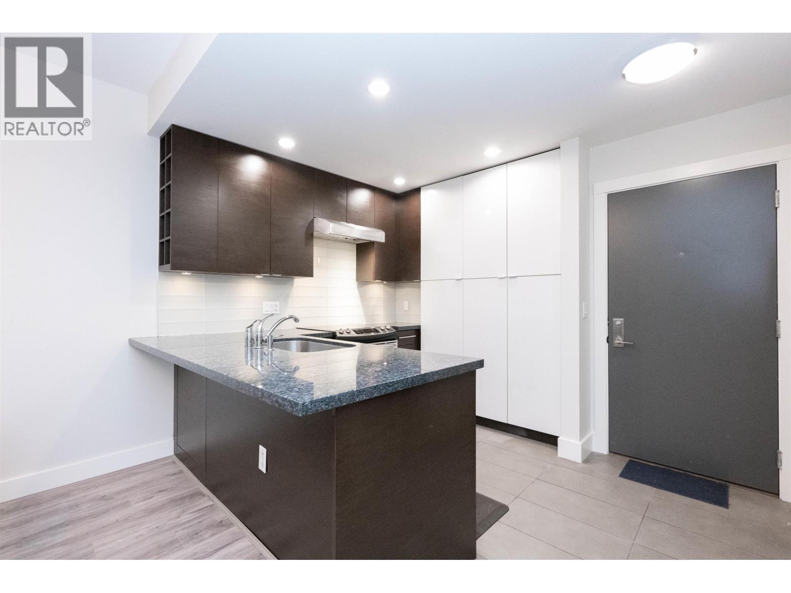 107 5928 Birney Avenue Property Photo 6