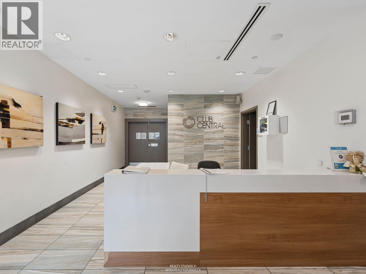 205 8538 River District Crossing Property Photo 14