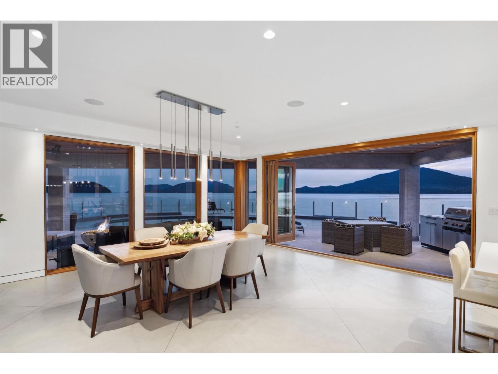 15 Brunswick Beach Road Property Photo 13