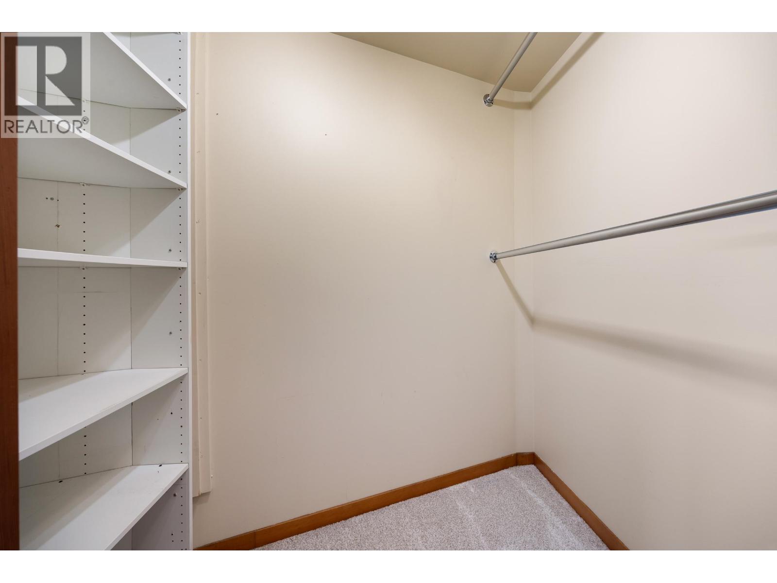 114 8 Renaissance Square Property Photo 20