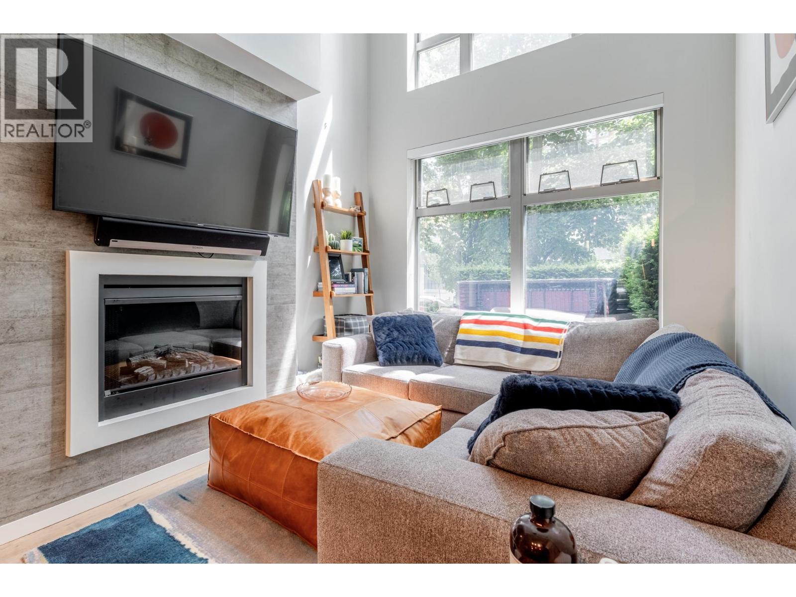 1227 Richards Street Property Photo 3