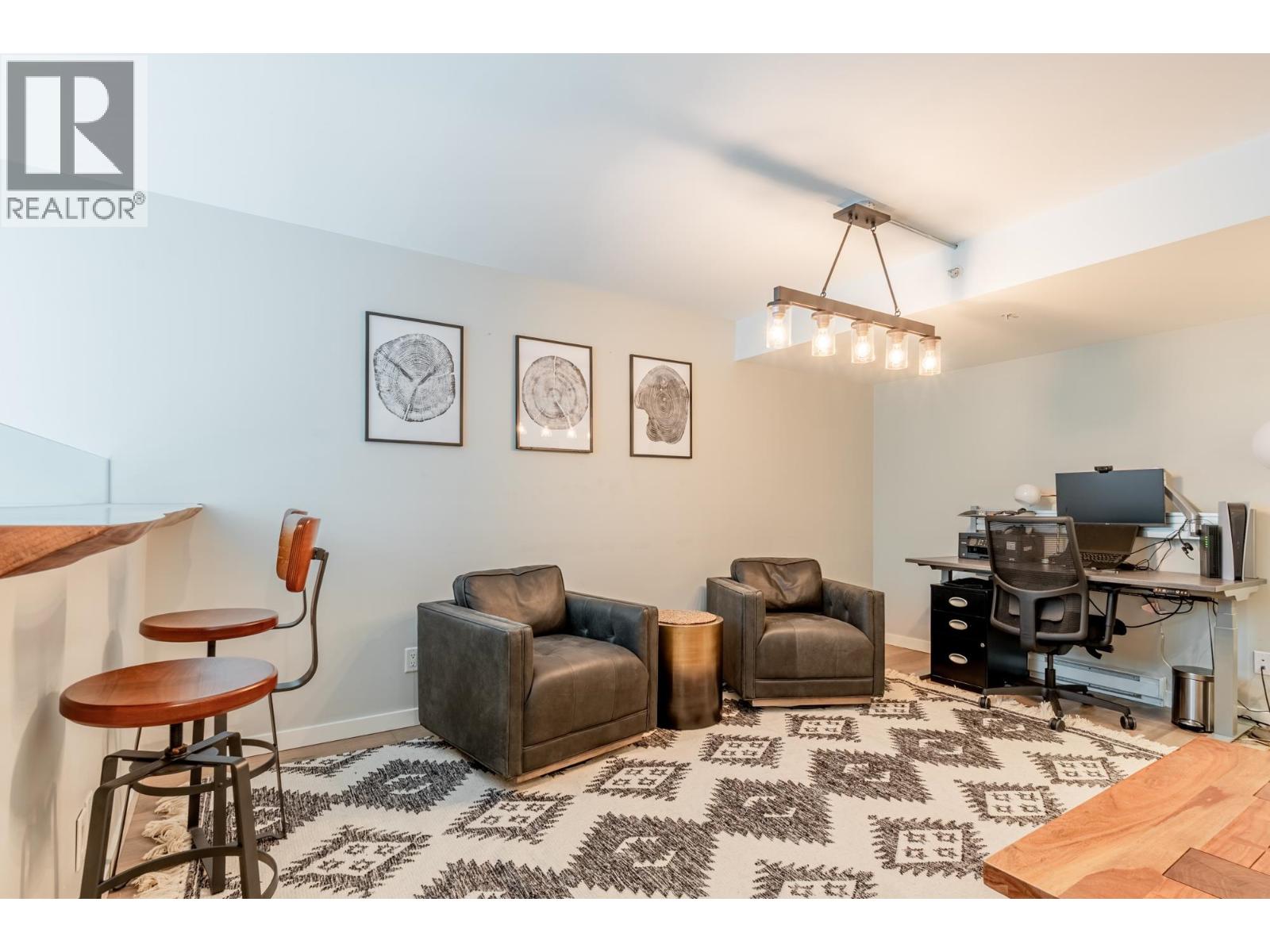 1227 Richards Street Property Photo 21