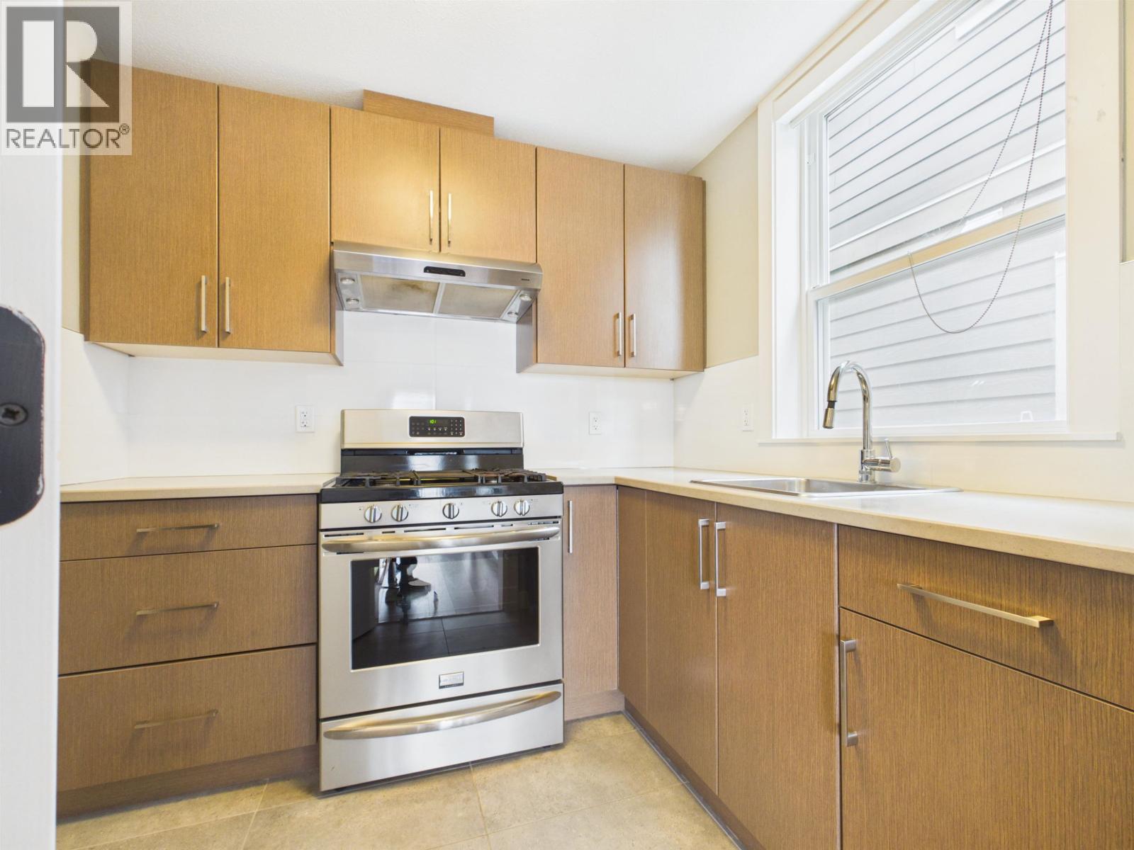3534 Archworth Avenue Property Photo 9