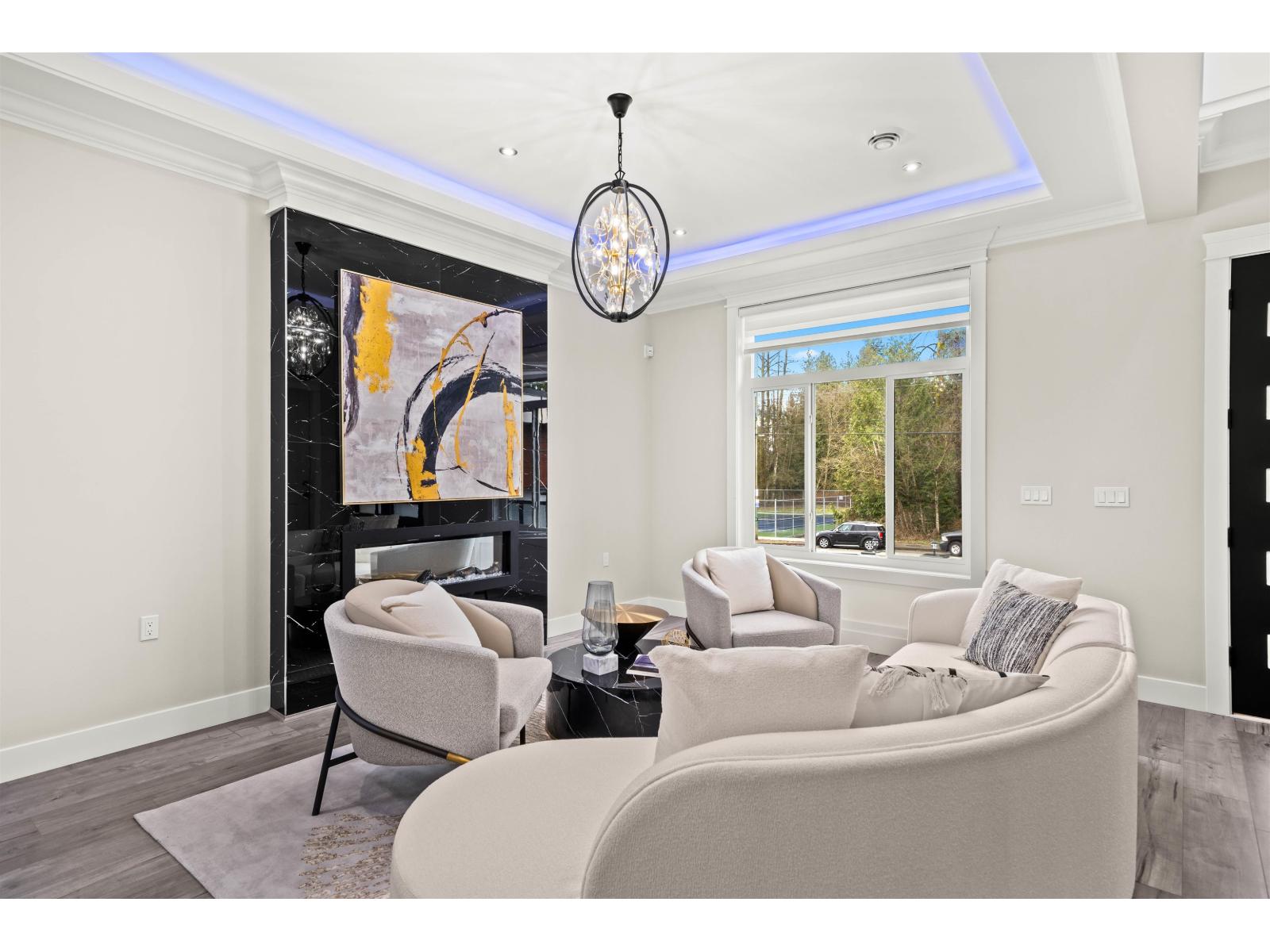16117 108 Avenue Property Photo 3