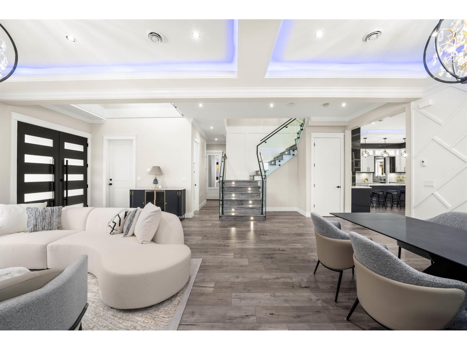 16117 108 Avenue Property Photo 4