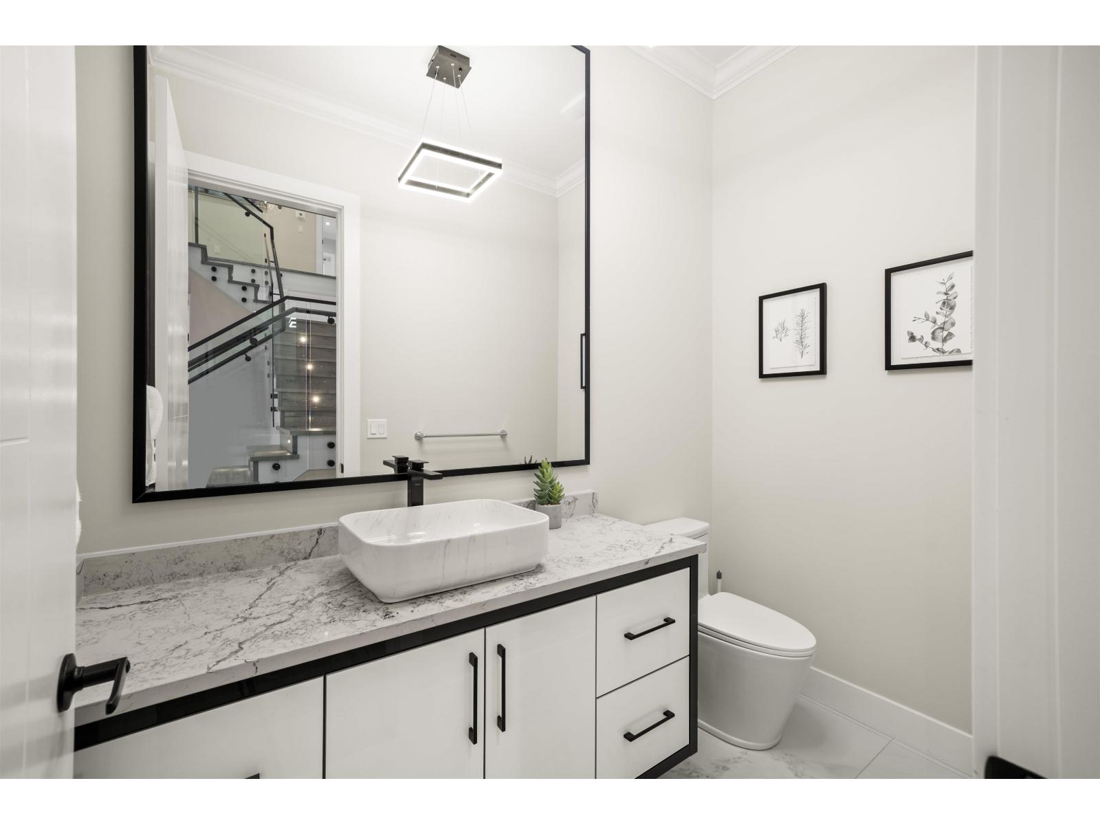 16117 108 Avenue Property Photo 12