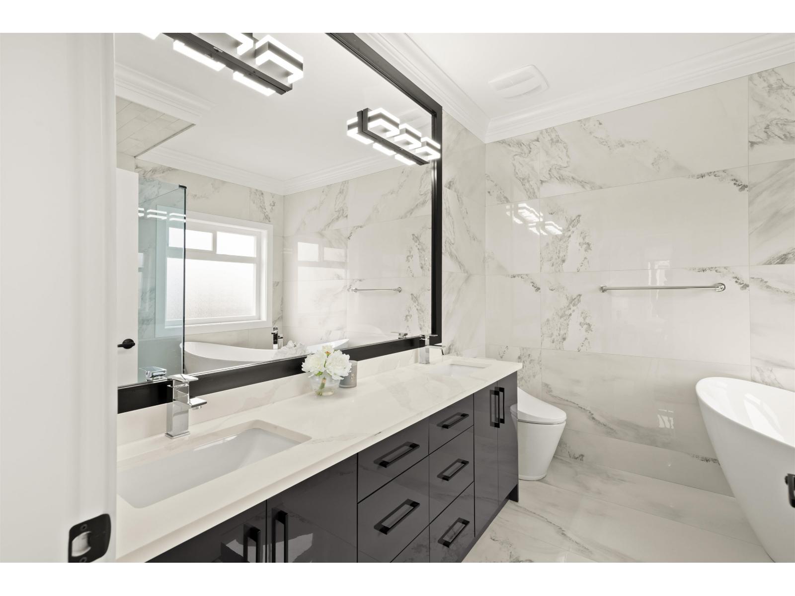 16117 108 Avenue Property Photo 16