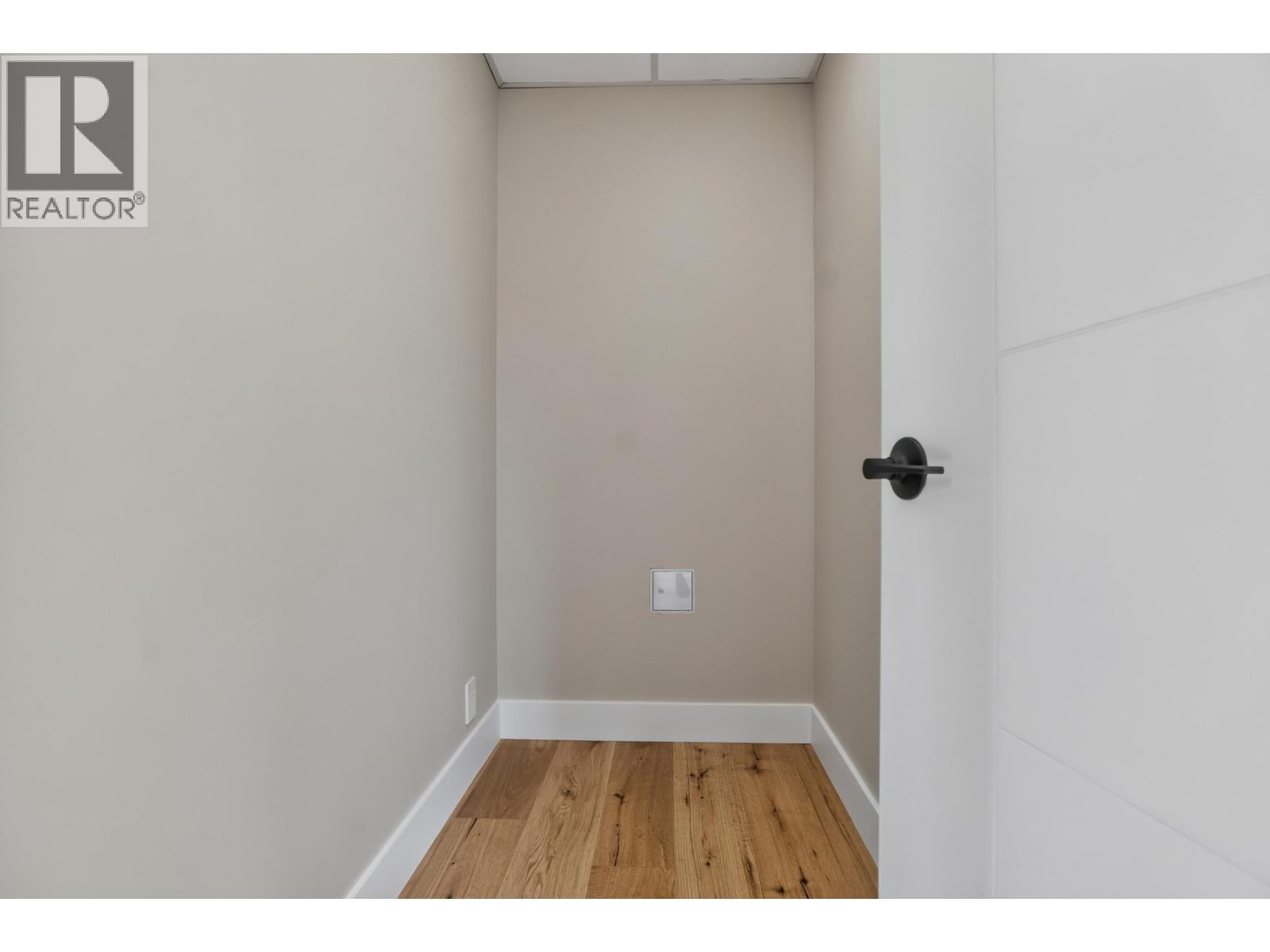 10 3871 W River Road Property Photo 23