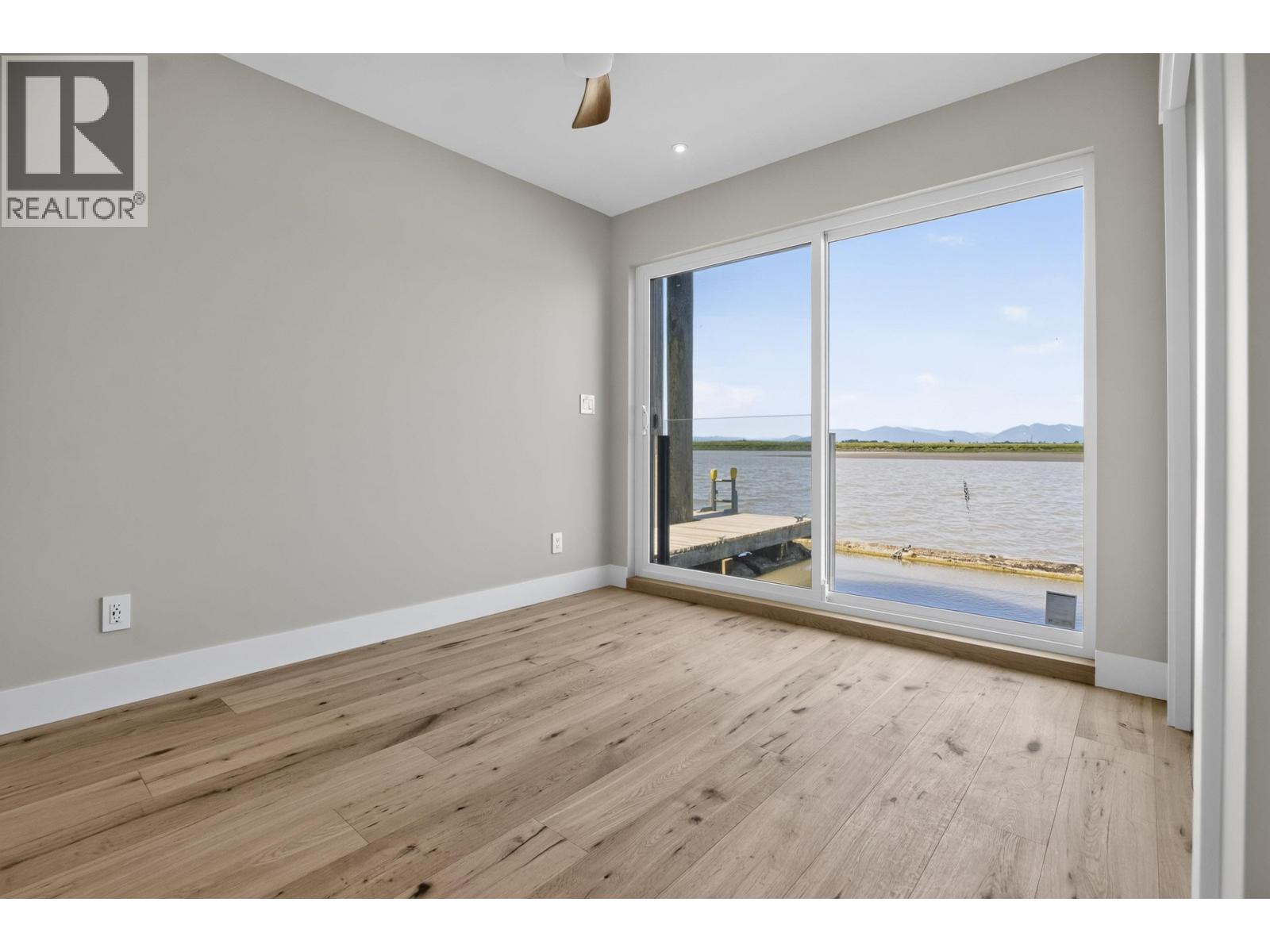 10 3871 W River Road Property Photo 24