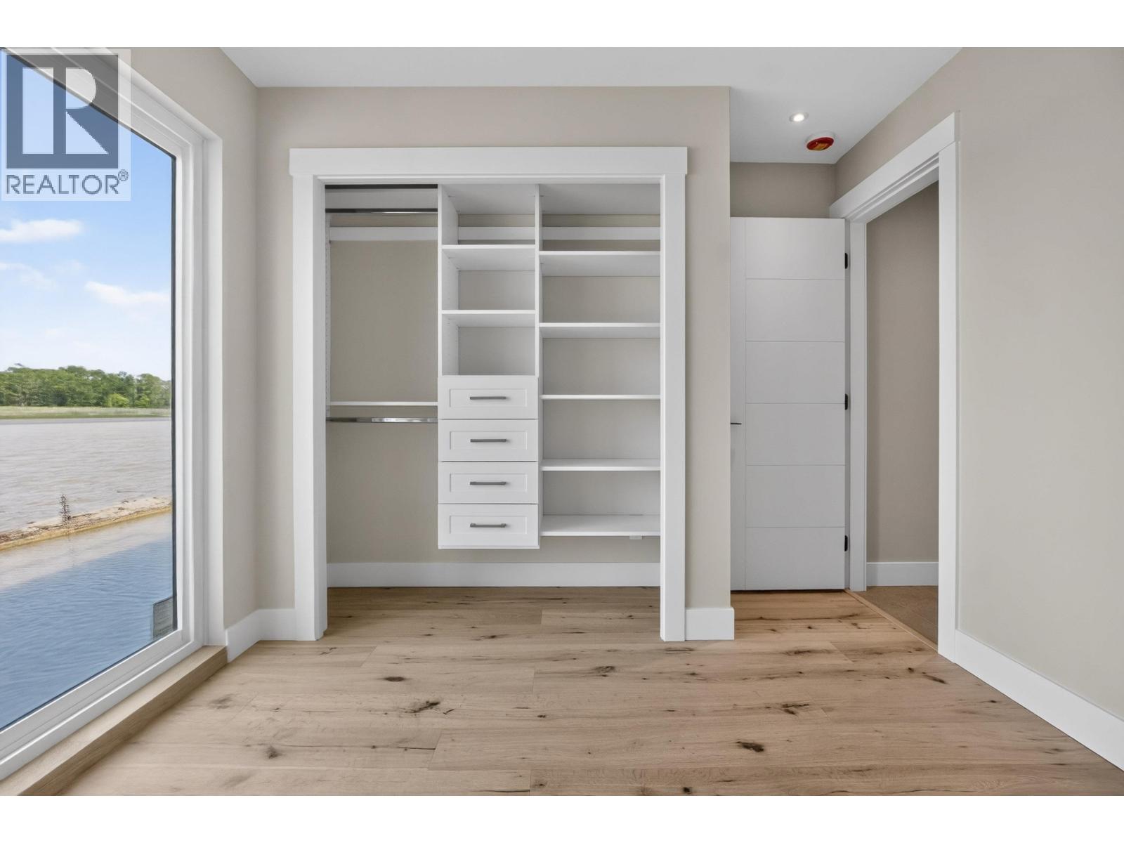 10 3871 W River Road Property Photo 26