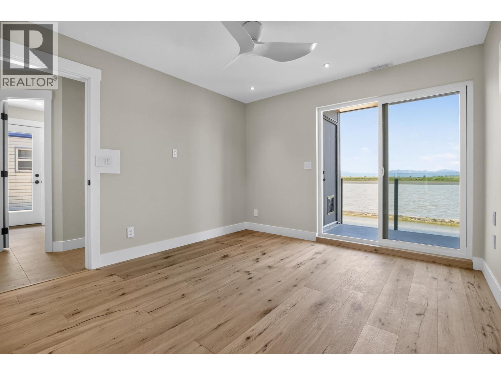 10 3871 W River Road Property Photo 29