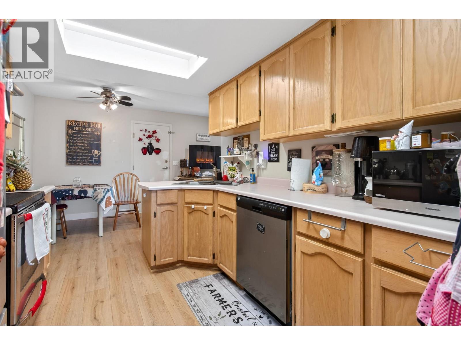 21 1355 Citadel Drive Property Photo 11