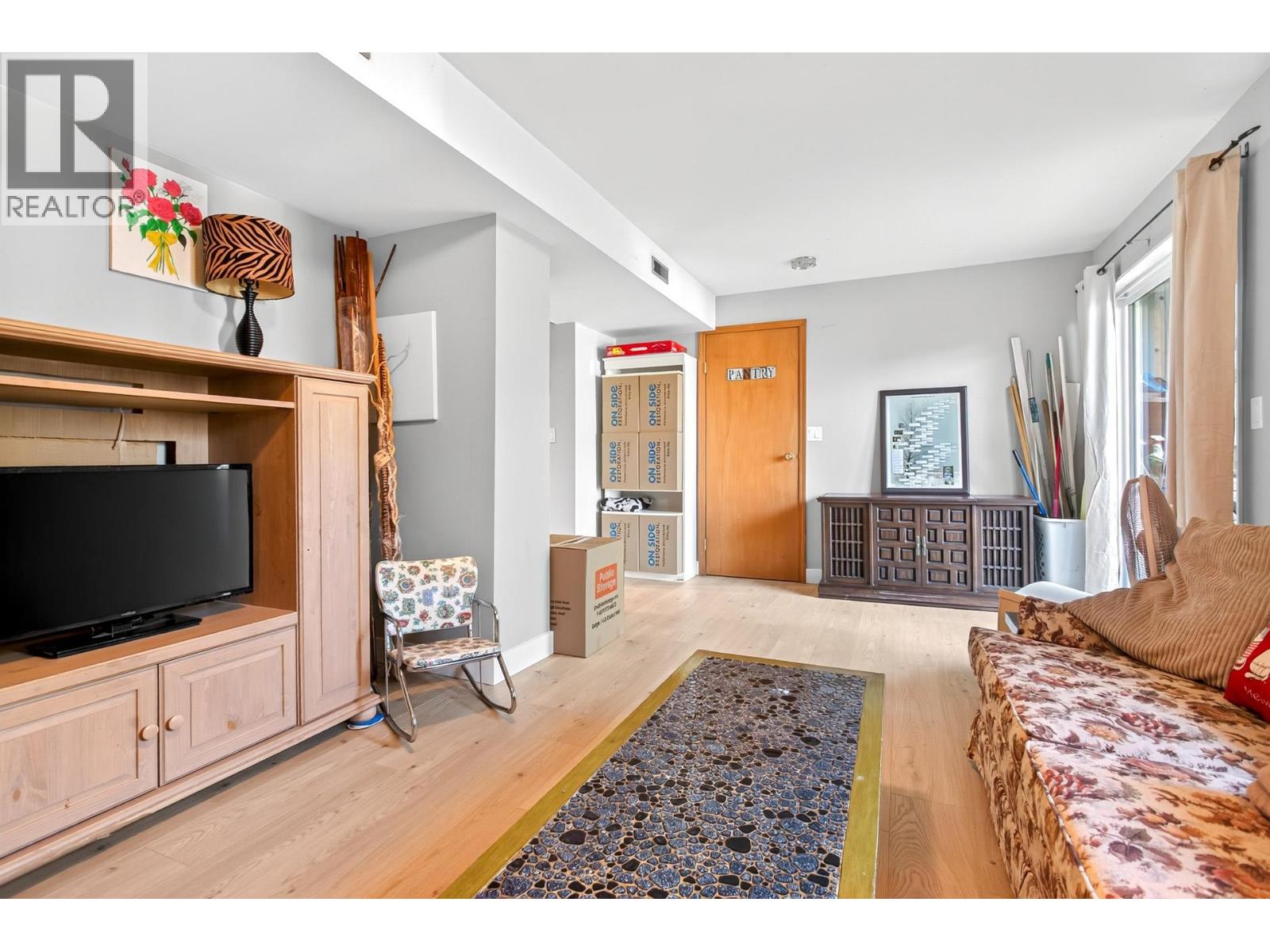 21 1355 Citadel Drive Property Photo 34