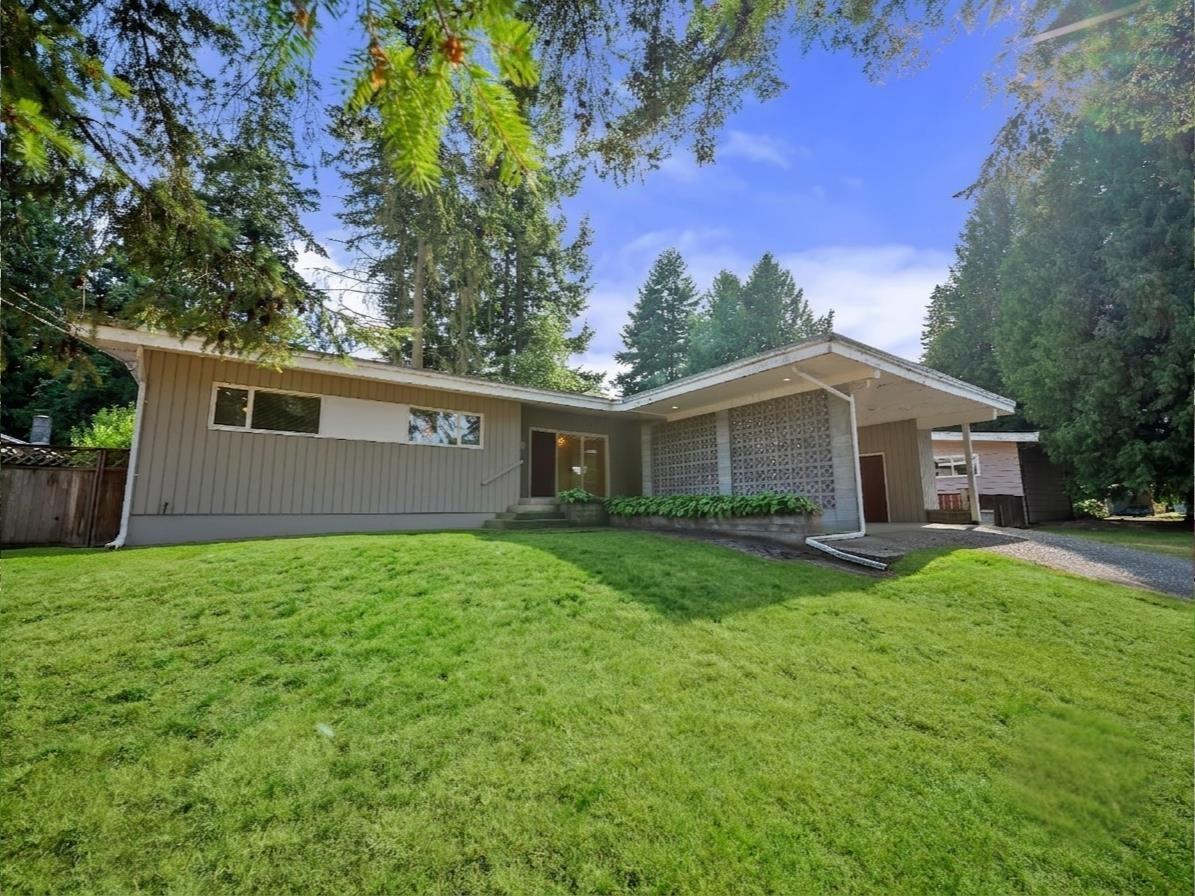34206 Woodbine Crescent Property Photo 1