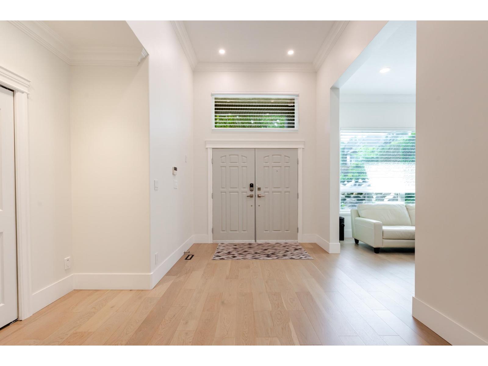 11038 168 Street Property Photo 4