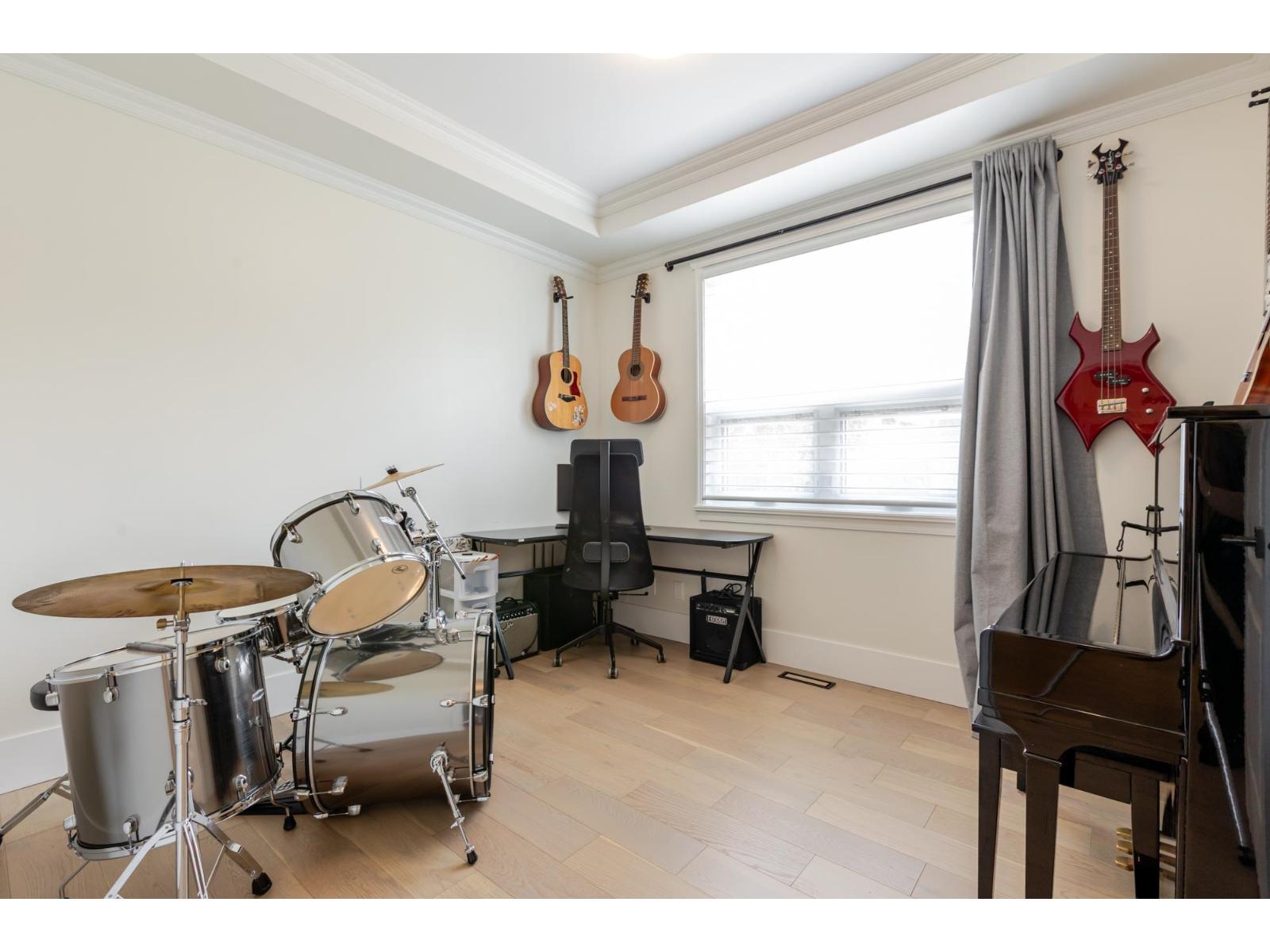 11038 168 Street Property Photo 19