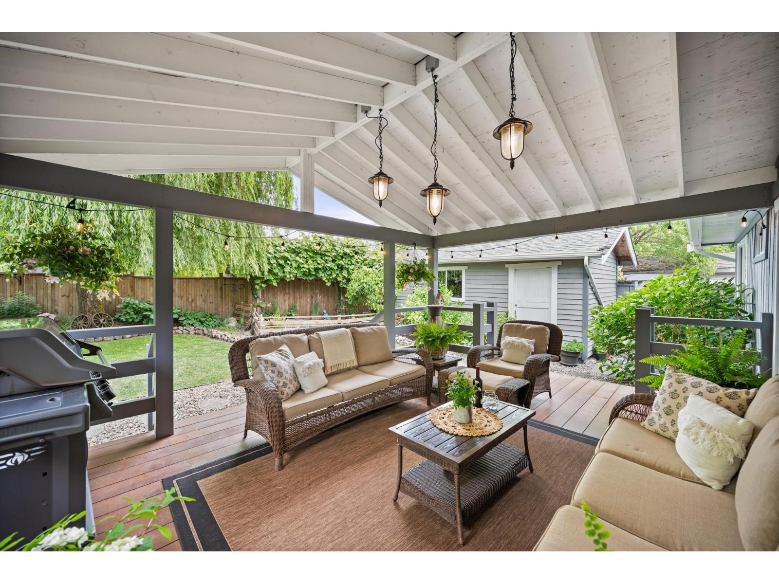 17459 61b Avenue Property Photo 35