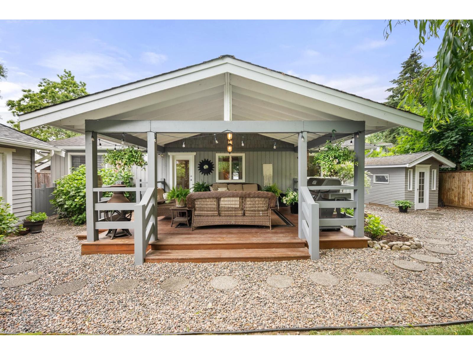 17459 61b Avenue Property Photo 38