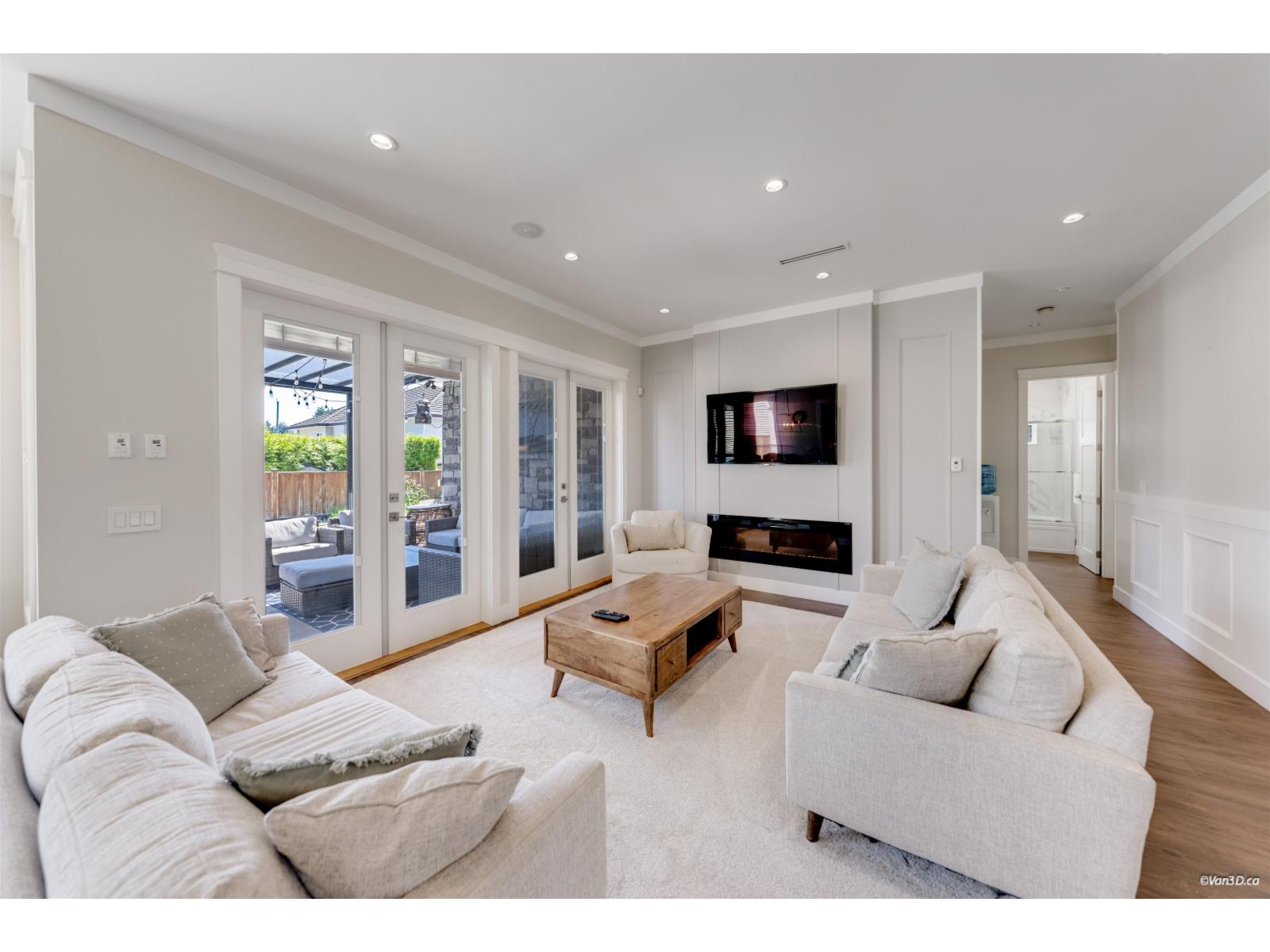 8906 134a Street Property Photo 17
