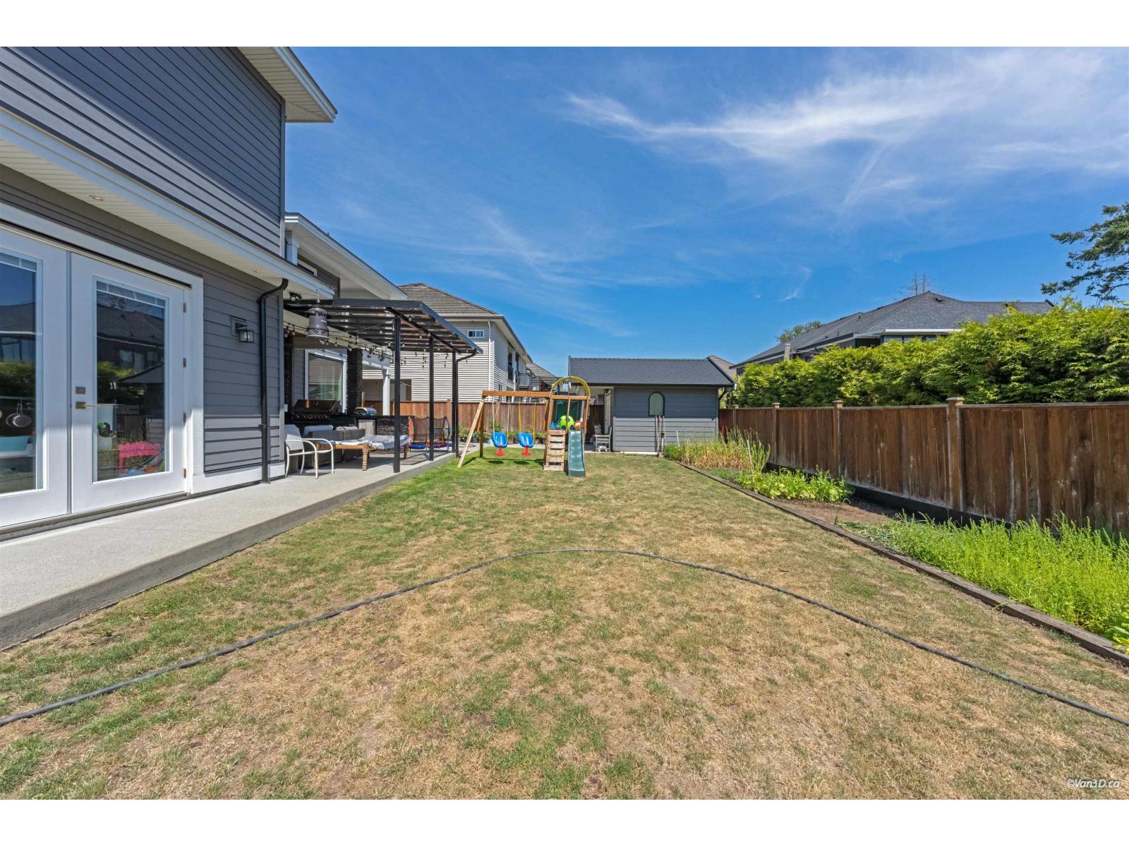 8906 134a Street Property Photo 37